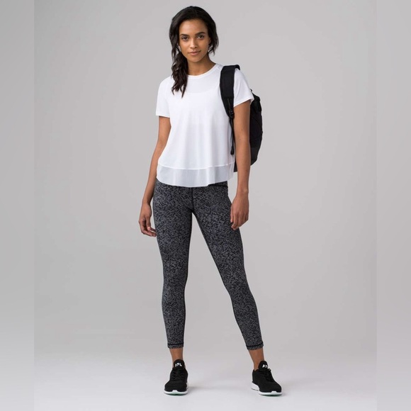 Lululemon Top Crossover Back - Picture 1 of 10